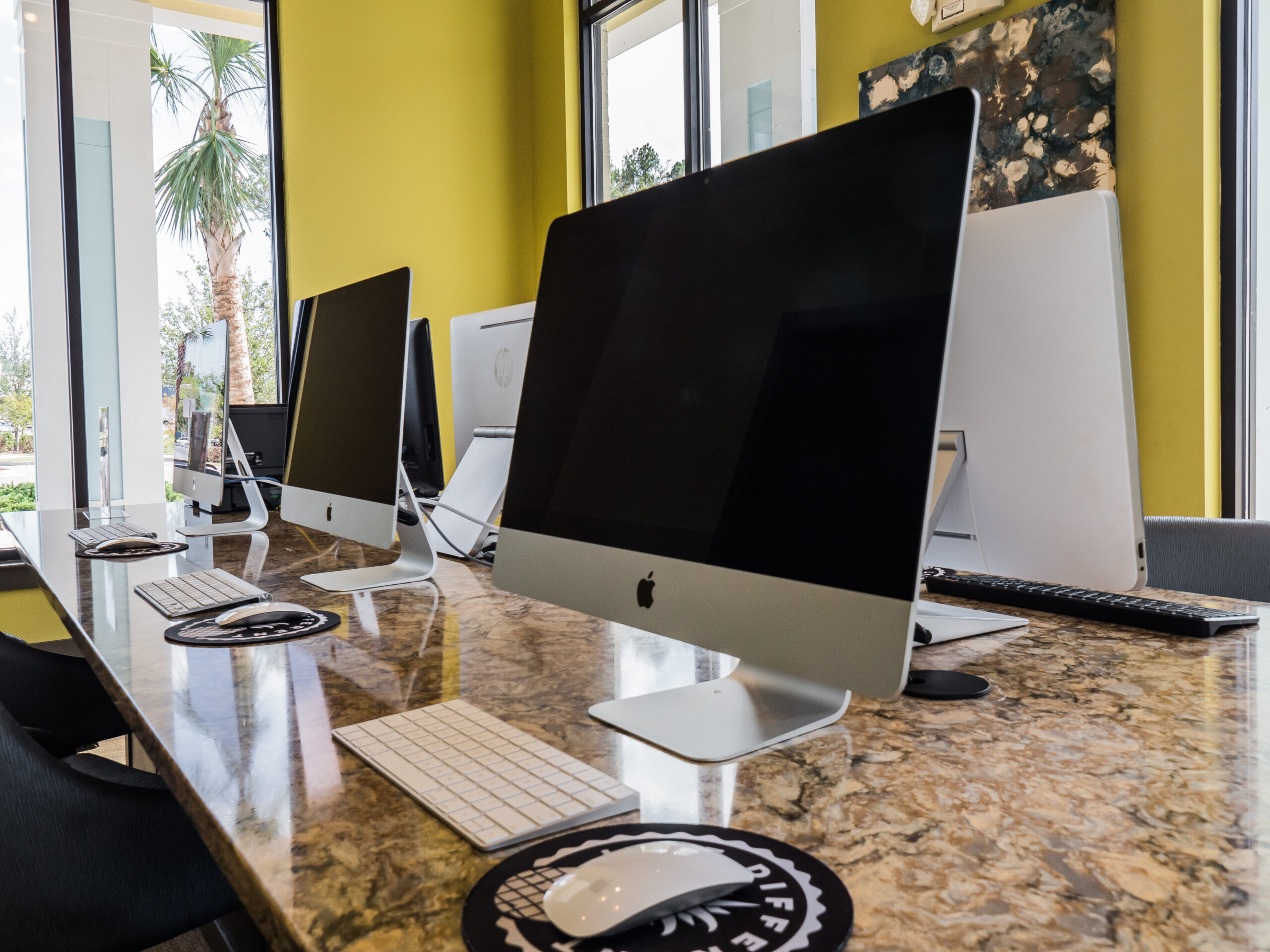 computer lab at Progress 910, apartments near UNCW campus